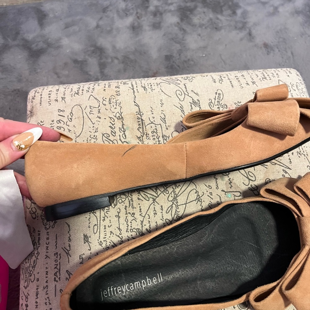 Jeffrey Campbell Tan Flats with Bow Detail